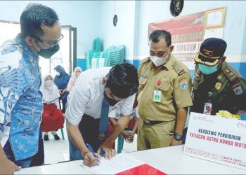 Yayasan AHM Berikan Beasiswa 242 Pelajar