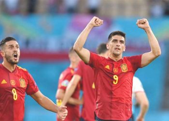Spanyol Cetak Gol Menakjubkan