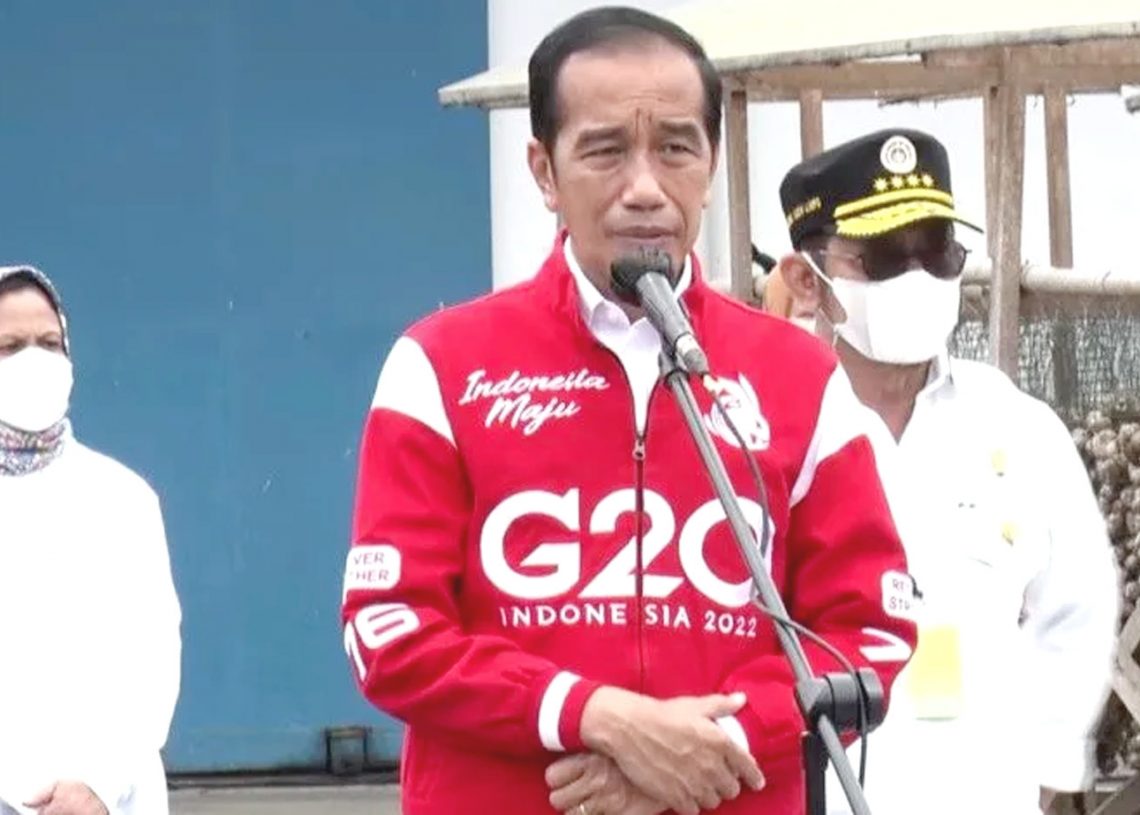 Presiden RI Joko Widodo pada acara pelepasan ekspor 7 kontainer pinang biji di Jambi, Kamis. (dok setneg)