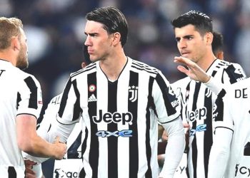 Nyonya Tua Tantang Inter