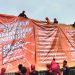 Buruh Demo Lagi, Bentangkan Spanduk Tuntutan