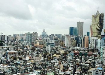 Wabah Covid-19 varian Omicron Merebak di Makau