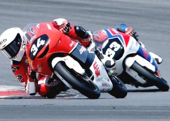 Bersaing Ketat, Arbi Kembali Cetak Poin di JuniorGP