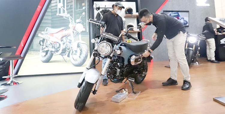 Motor ikonik Honda ST125 Dax dan Honda ADV160 meramaikan gelaran GIIAS 2022.(ist)