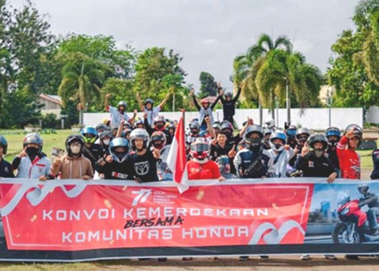 Astra Motor Kalimantan Barat bersama komunitas Honda menggelar konvoi kemerdekaan.(ist)