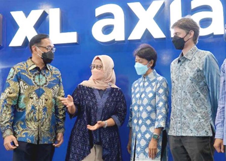 Para pemegang saham XL Axiata menggelar RUPSLB.(ist)