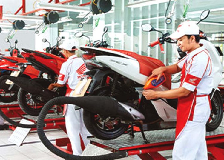 Pelayanan servis Honda di AHASS Kalbar.(ist)