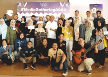 Aston Rayakan Ulang Tahun ke 12 Ajak Jurnalis Masak