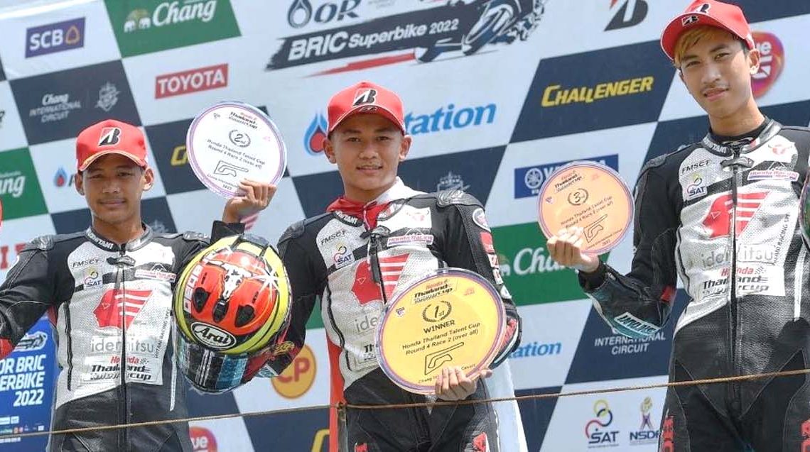 Decksa Almer Alfarezel, mempersembahkan podium tertinggi untuk Indonesia, di ajang balapan Honda TTC (Thailand Talent Cup) 2022  seri ke-4.(ist)