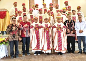 Kadis TPH Kalbar Wakili Gubernur Resmikan Gereja Santo Antonius