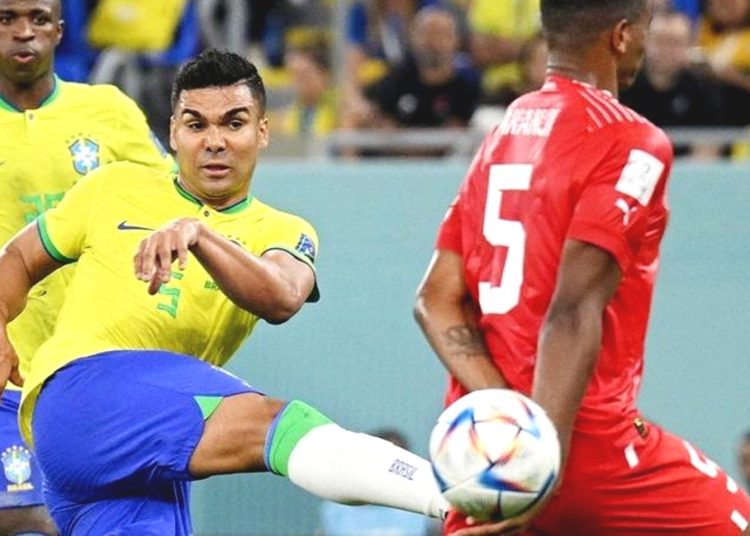 Gol Casemiro di menit ke 83 membawa Brasil lolos menuju 16 besar. (instagram)