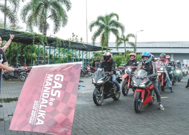Komunitas Honda menjelajahi Pulau Lombok Menuju WSBK dan
IATC Mandalika.(ist)