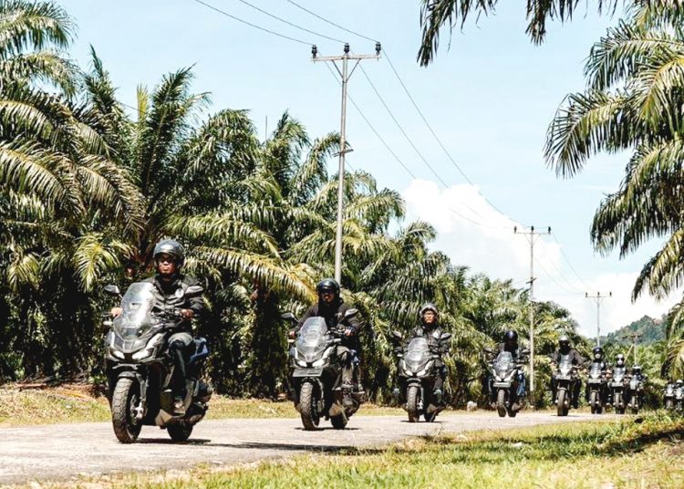 Explore Honda ADV160 dan CB 150X menjelajah Singbebas di Kalimantan Barat.(ist)