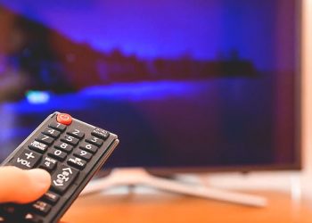 Teve Analog Disuntik Mati, Masyarakat Beralih ke Digital