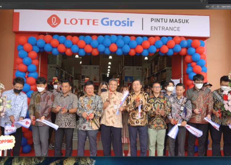 Peresmian gerai ke 36 LOTTE Grosir di Serpong.(ist)