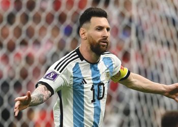 Messi Bahagiakan Argentina yang Didera Krisis Ekonomi