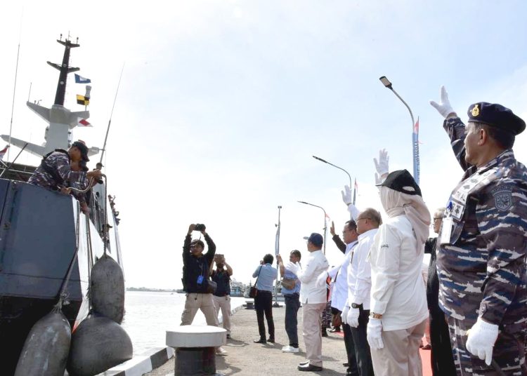 Pelepasan Ekspedisi Rupiah Berdaulat di Dermaga Satrol Lantamal XII Pontianak, Rabu.