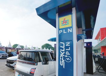 Kendaraan Listrik Jadi Upaya Penurunan Emisi Karbon