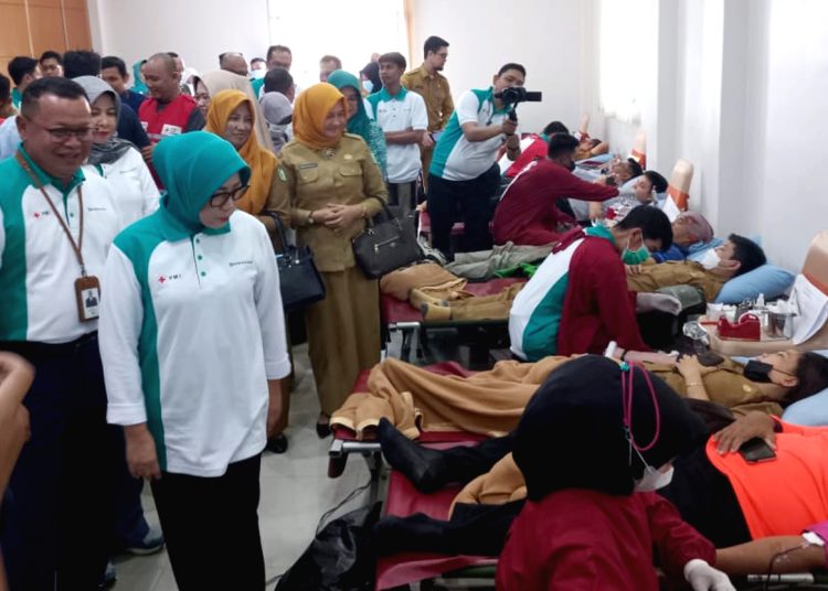 Aksi sosial donor darah Bank Kalbar bersama PMI di Pontianak.(ist)