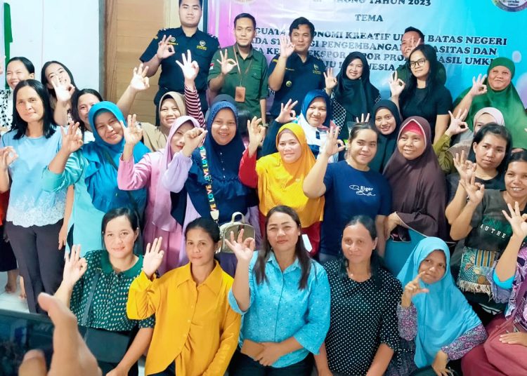 Pelaku UMKM di wilayah perbatasan Entikong, Kalimantan Barat.(ist)
