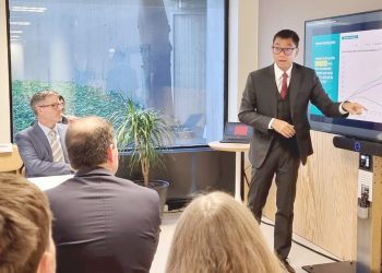 Dirut PLN Paparkan Strategi Transisi Energi di Indonesia