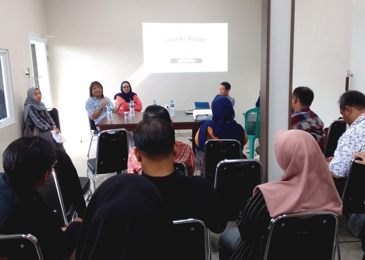LPSK menggelar Bincang Sahabat bersama insan pers di Pontianak, Kalimantan Barat, Senin.(matra)