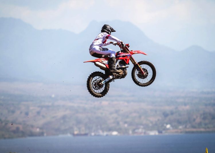 Aksi Delvintor, Crosser binaan AHM di gelaran balap motocross dunia FIM Motocross World Championship (MXGP) kelas MX2, di Samota, Sumbawa, Nusa Tenggara Barat.(ist)