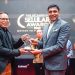 Bawa Indosat Bertumbuh, Vikram Sinha Raih CEO of The Year 2023