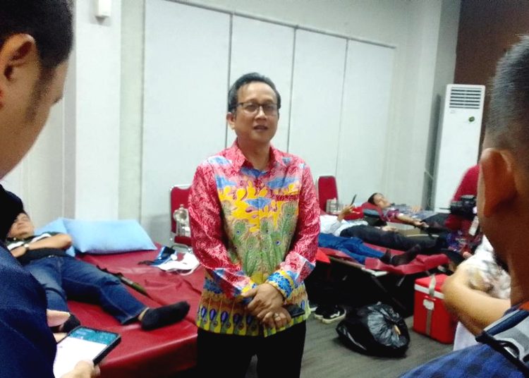 Maulana Yasin, Kepala OJK Kalbar.(matra)