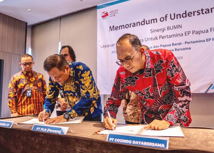 Penandatangan PLN dan Pertamina EP.(ist)