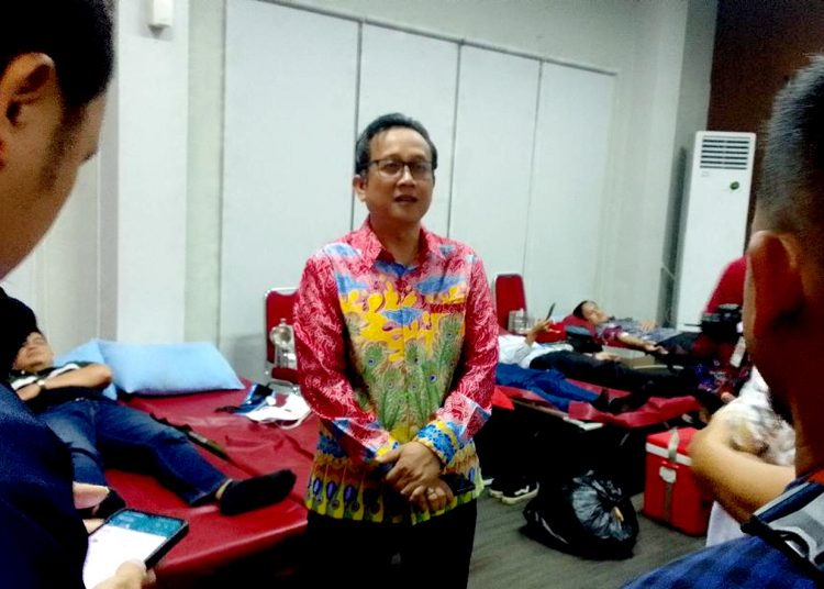 Maulana Yasin, Kepala Kantor OJK Kalbar.(matra)