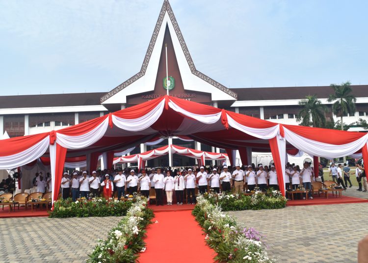Puncak PQN, GNPIP dan HUT RI ke 78 dipusatkan di halaman kantor Gubernur Kalimantan Barat.(foto hms pemprov)