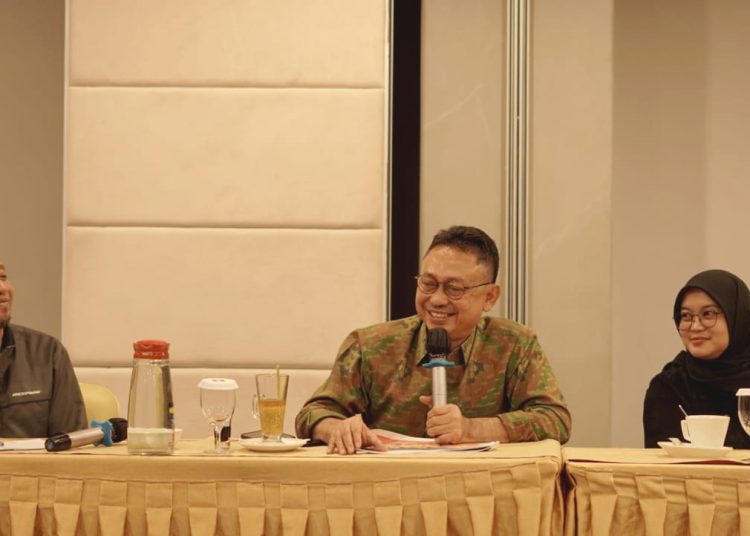 Walikota Pontianak, Ir. H. Edi Rusdi Kamtono (tengah).(ist)