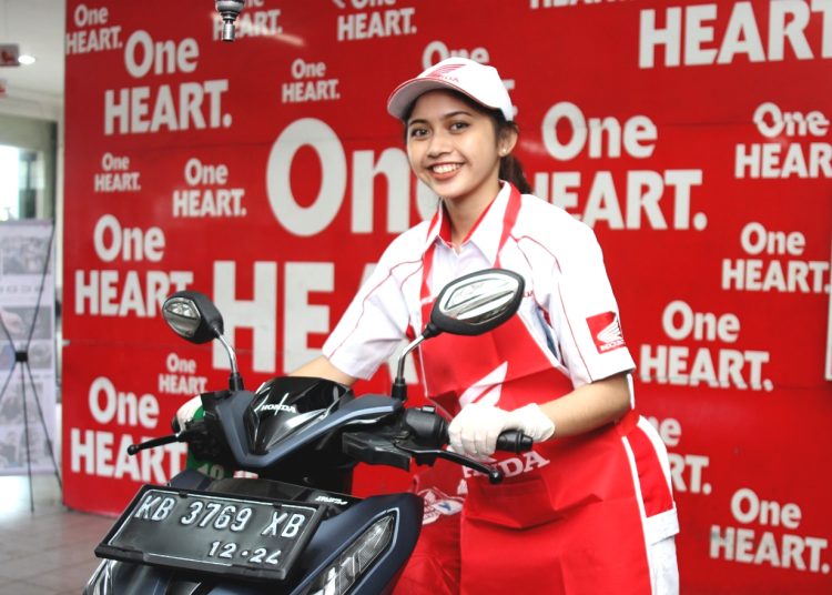 Ikut memeriahkan Hari Kemerdekaan  Indonesia, Astra Motor Kalbar memberikan berbagai macam promo diskon.(ist)