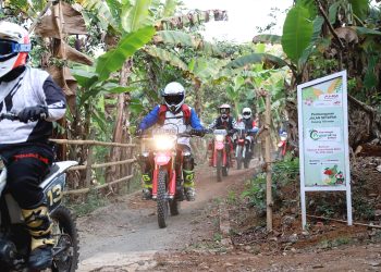 Hobi Terabasan, Begini Teknik Aman dan Nyaman Naik Motor Trail