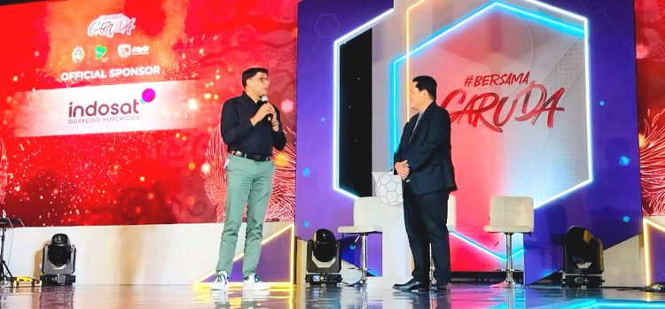 President Director & CEO Indosat Ooredoo Hutchison Vikram Sinha (kiri) dan Ketua Umum PSSI Erick Thohir (kanan) saat acara PSSI Partner Summit di Jakarta, Rabu.(ist)