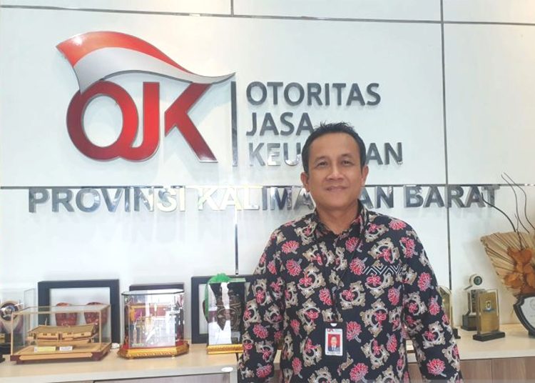 Maulana Yasin, Kepala OJK Kalimantan Barat.