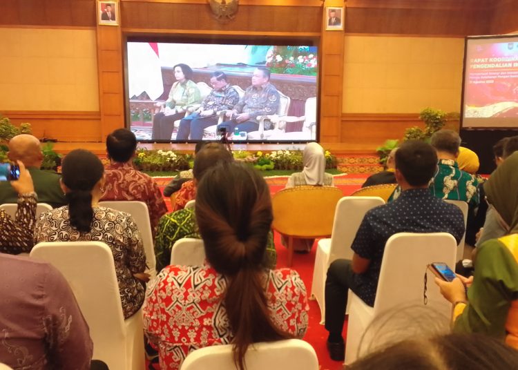 Nobar Rakornas Pengendalian Inflasi Pangan di kantor Bank Indonesia perwakilan Kalbar di Pontianak, Kamis.(matra).