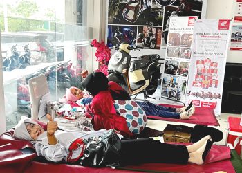 Maknai Hari Pahlawan, Astra Motor Kalbar Gelar Aksi Donor Darah