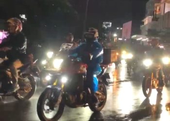 CB150X Jelajah Misteri Dua Alam: Sebuah Petualangan Seru di Pelabuhan Rasau