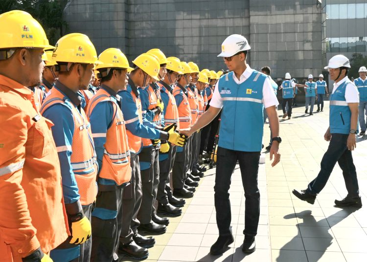 Direktur Utama PLN, Darmawan Prasodjo saat apel siaga kelistrikan.(ist)