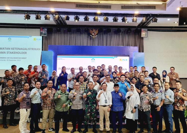 PLN UID Kalimantan Barat menggelar forum keselamatan ketenagalistrikan bersama stakeholder di Pontianak, Rabu.(ist)