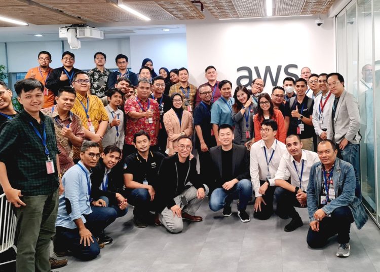 XL Axiata, IOH, Axiata Digital Labs, dan AWS mengadakan acara Early Adopter Event untuk memperkenalkan SinergiAPI Portal pada akhir November lalu di Jakarta. SinergiAPI merupakan API Portal pertama di Indonesia sebagai tindak lanjut dari inisiatif GSMA Open Gateway.(ist)