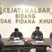 DJP Kalbar Serahkan Tersangka Tindak Pidana Perpajakan