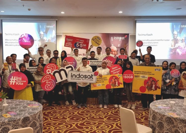 Indosat Ooredoo Hutchison (Indosat atau IOH) buka bersama para media di Pontianak, Kalimantan Barat, Sabtu.(ist)