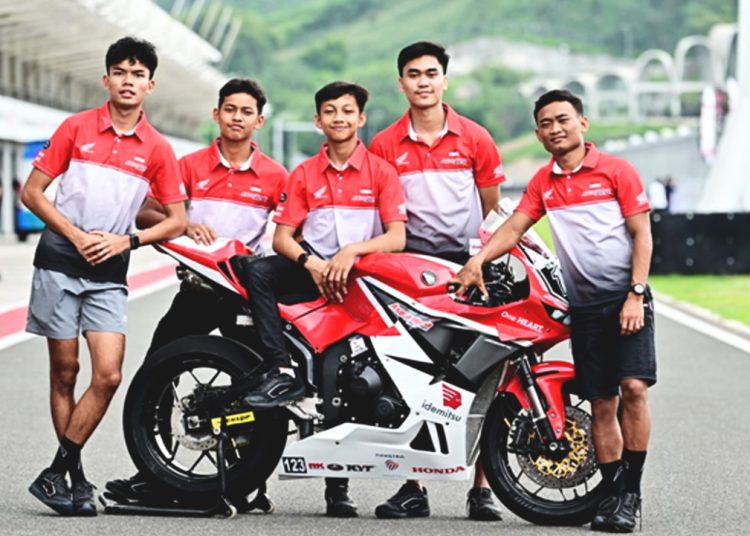Lima pebalap terbaik Astra Honda Racing Team (AHRT).(ist)