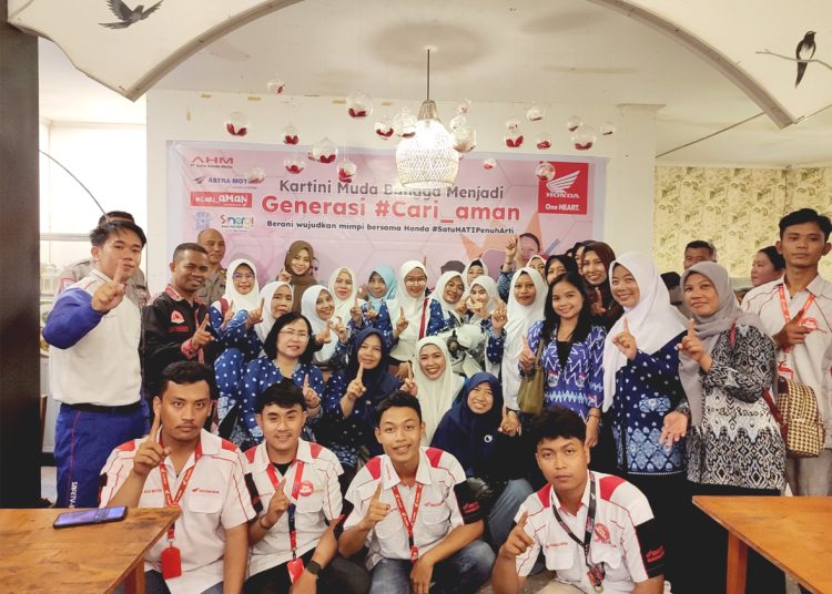 Astra Motor Kalimantan Barat mengedukasi guru Paud di Pontianak dalam program @Cari_aman.(ist)