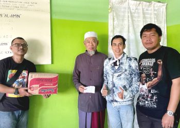 Asmo Kalbar dan Jurnalis Otomotif Touring Bersama Honda Stylo 160