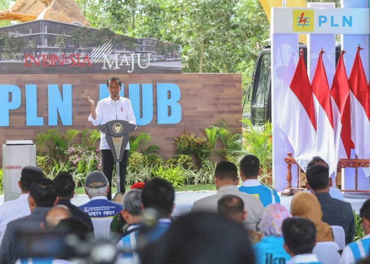 Presiden Jokowi tandai pembangunan pusat ekosistem transisi energi dan layanan digital pertama di jantung Ibu Kota Negara (IKN) Nusantara, Rabu.(ist)