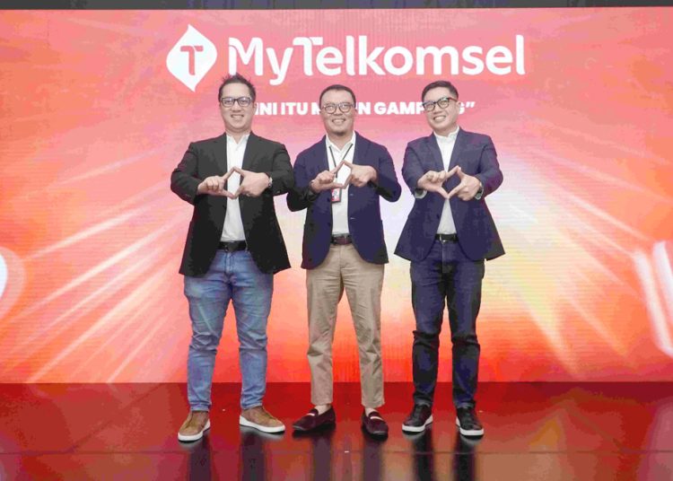 Telkomsel meluncurkan aplikasi customer touch point digital MyTelkomsel Super App bertepatan dengan penyelenggaraan Telkomsel Awards 2024 pada 17 Juli 2024 di Indonesia Arena Jakarta. (ist)